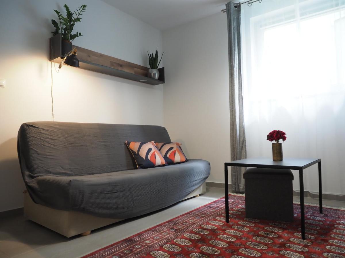 Adobe Apartment - Przytulny I Free Parking Wrocław Extérieur photo