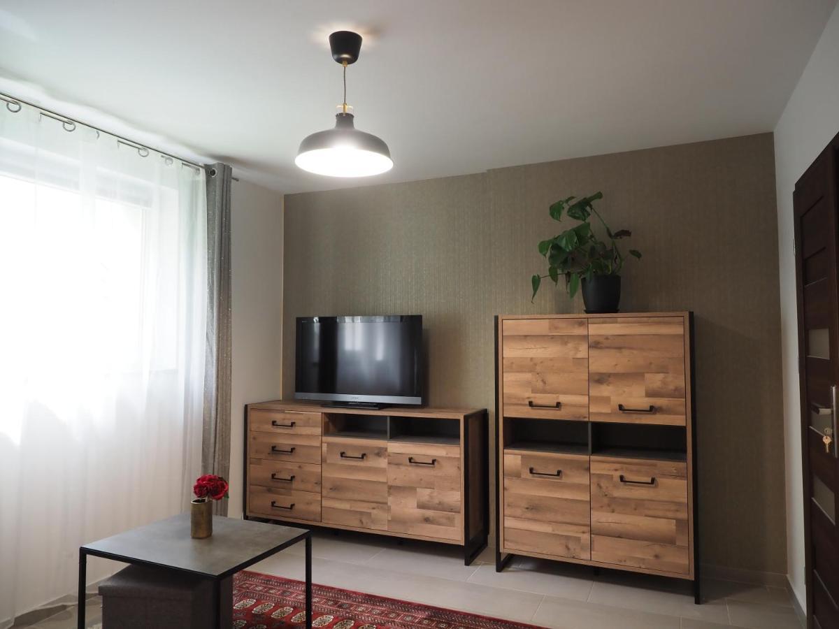 Adobe Apartment - Przytulny I Free Parking Wrocław Extérieur photo